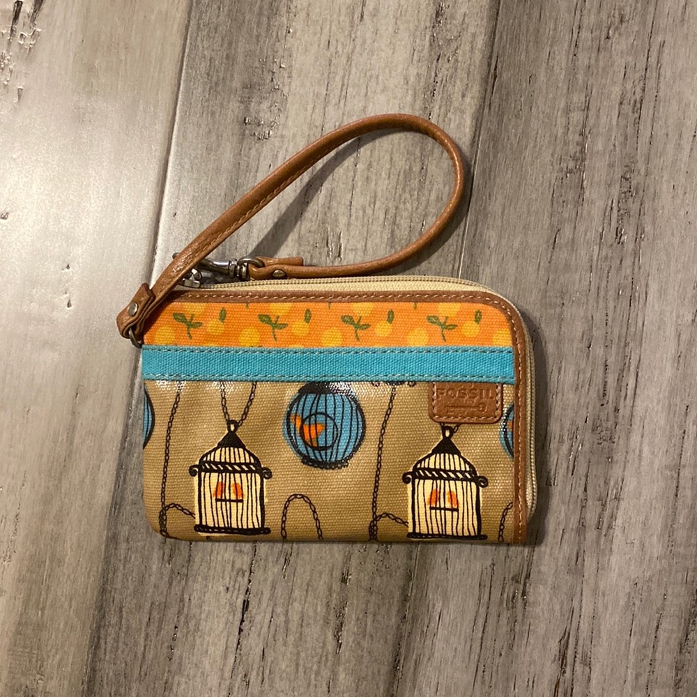 Fossil Key-Per Wristlet
